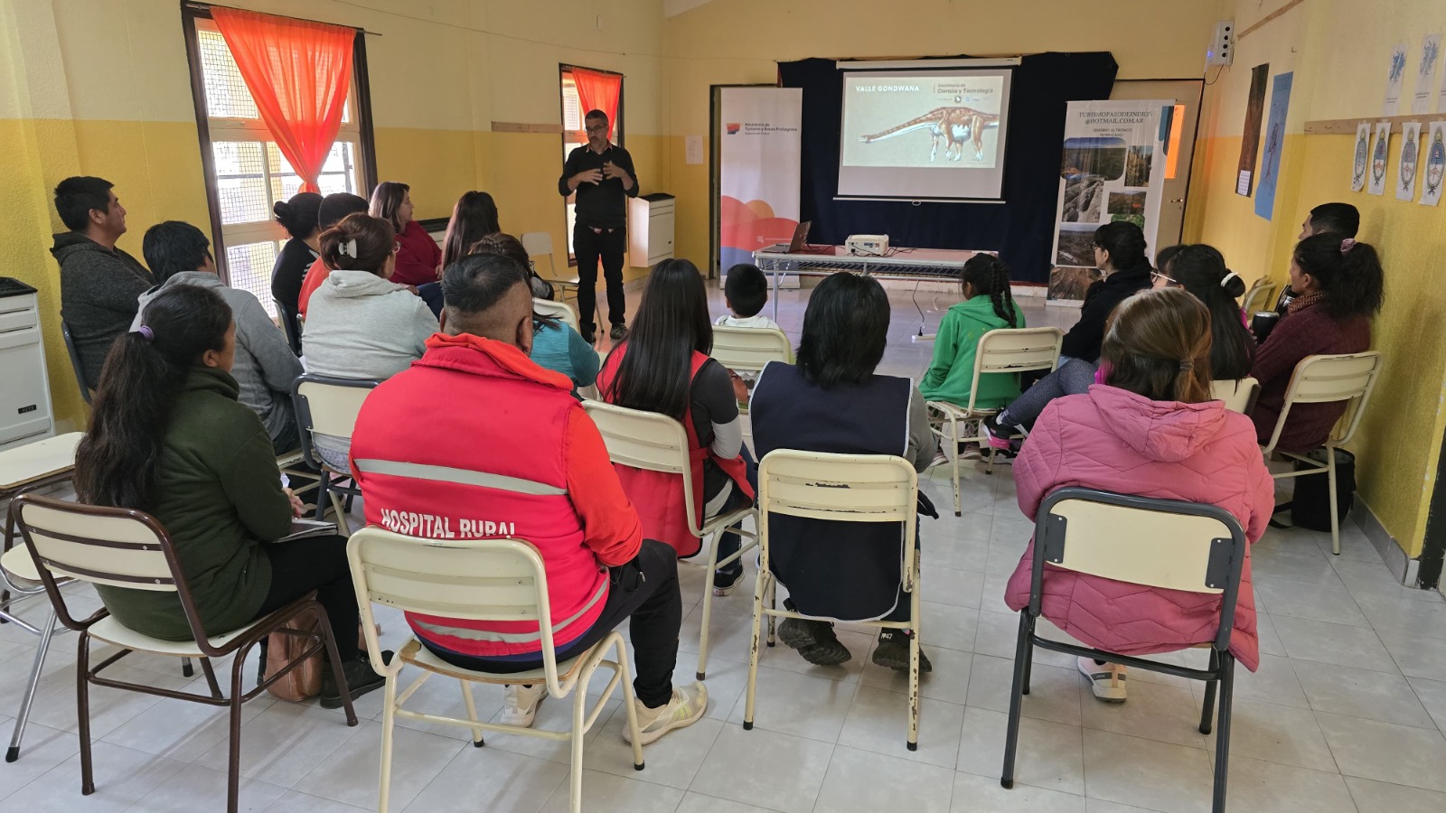 Provincia continúa con la capacitación del Corredor Turístico Valle de Gondwana